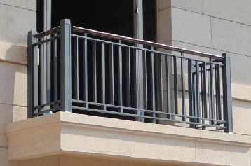 阳台护栏安装技巧及安装注意事项